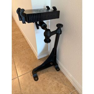 RAM  RMR 152-4 Tough-Tray Spring Loaded Laptop Mount